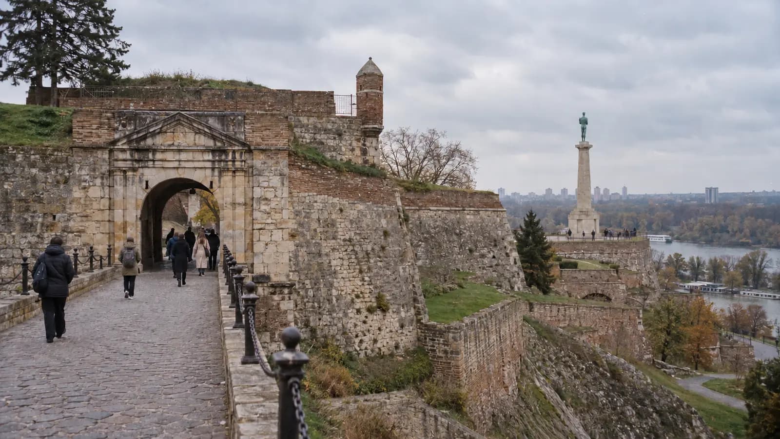 Belgrade's Historic Heart: A Walk Through Kalemegdan, Skadarlija & the Old Town
